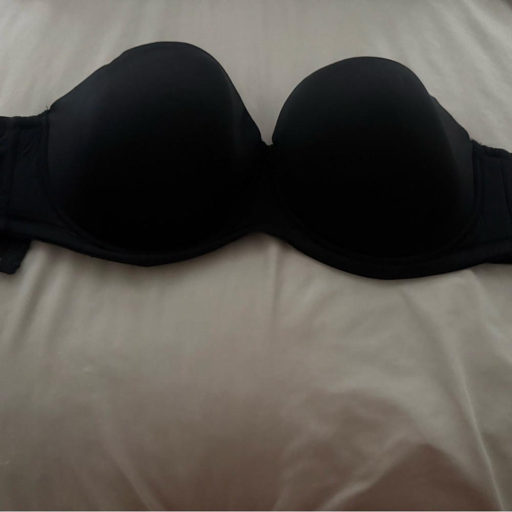 Black Strapless Bra - Ashley Stewart 44D